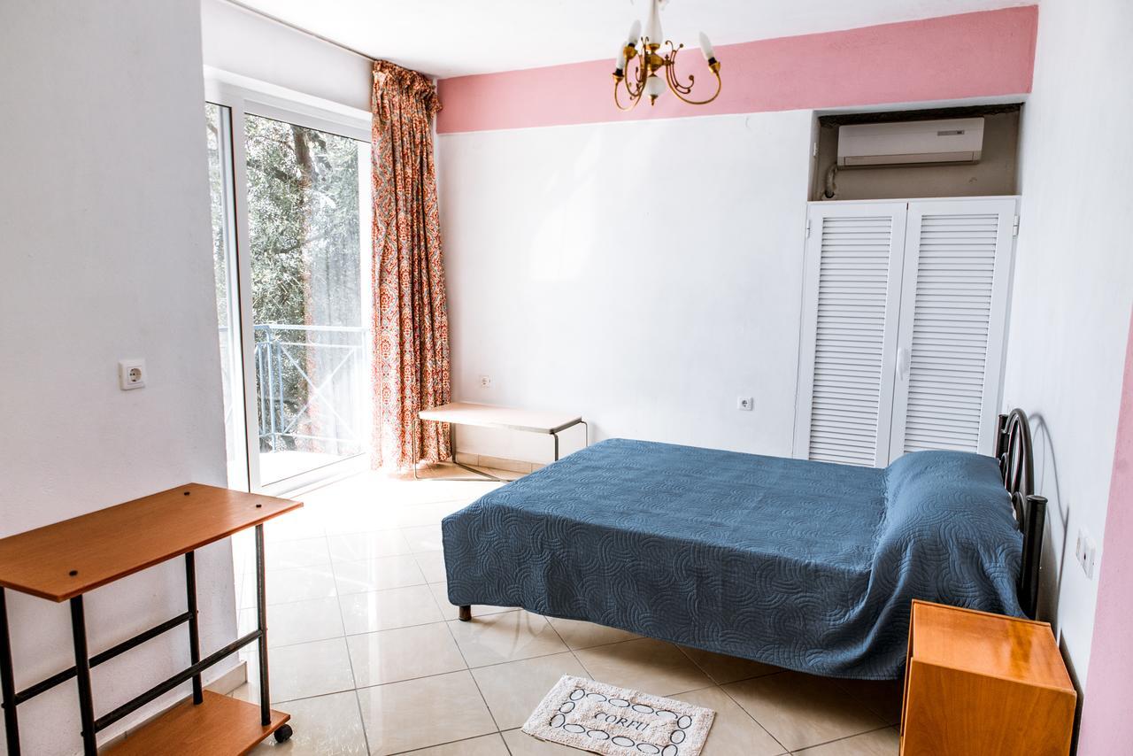 Madalenas B&B Pelekas Ngoại thất bức ảnh