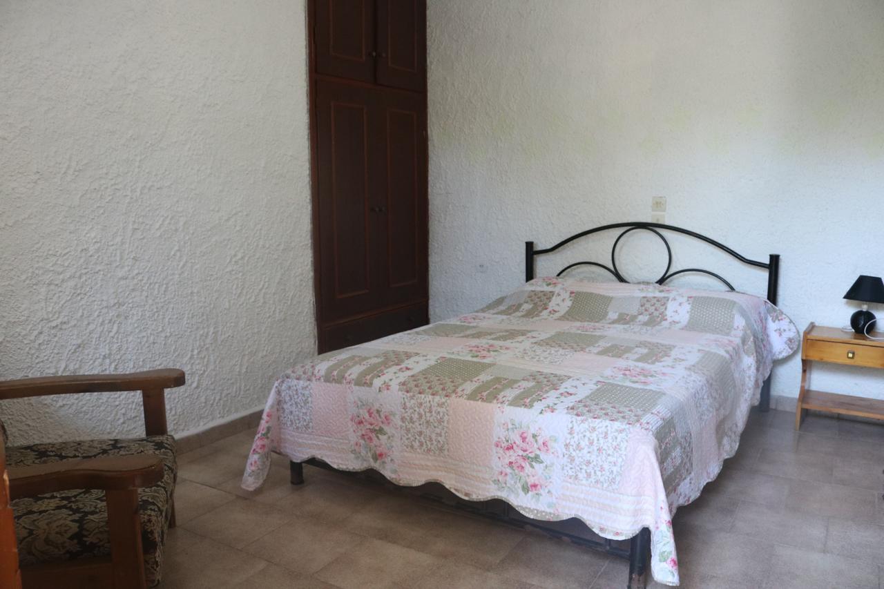 Madalenas B&B Pelekas Ngoại thất bức ảnh